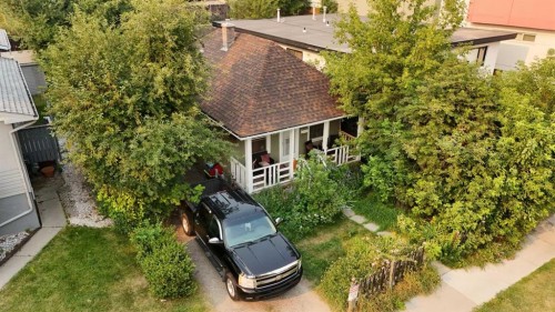 1816 27 Avenue Sw, Calgary, AB - Outdoor