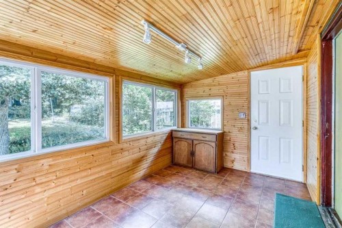 1816 27 Avenue Sw, Calgary, AB - Indoor Photo Showing Other Room