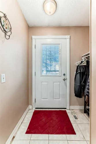 2319 56 Street Ne, Calgary, AB - Indoor Photo Showing Other Room