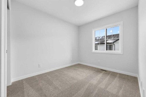 414-1750 Rangeview Drive Se, Calgary, AB - Indoor Photo Showing Other Room