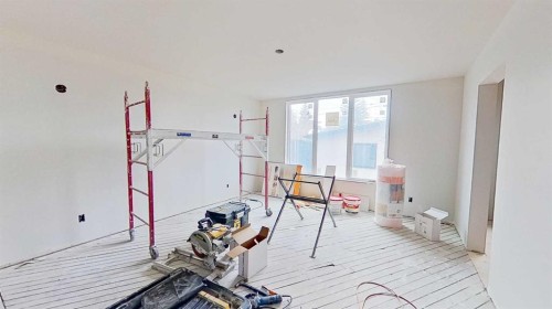 5616 Lodge Crescent Sw, Calgary, AB - Indoor