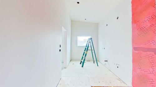 5616 Lodge Crescent Sw, Calgary, AB - Indoor Photo Showing Other Room