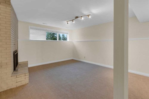119 Cantrell Place Sw, Calgary, AB - Indoor Photo Showing Other Room