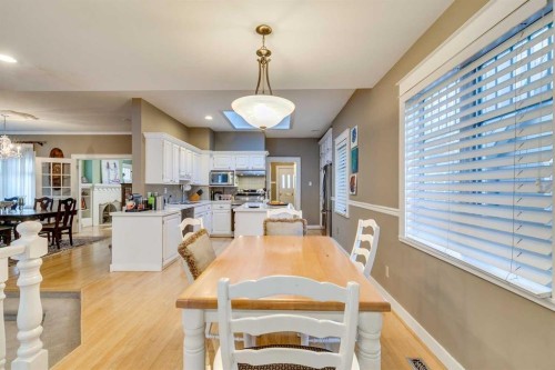 3028 1 Street Sw, Calgary, AB - Indoor Photo Showing Dining Room