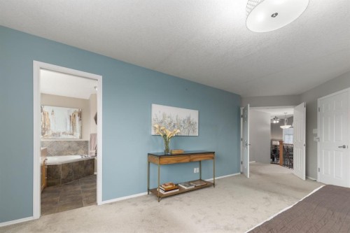 38 Simcoe Crescent Sw, Calgary, AB - Indoor