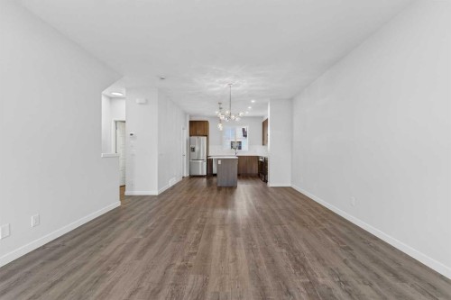 404-1750 Rangeview Drive Se, Calgary, AB - Indoor Photo Showing Other Room