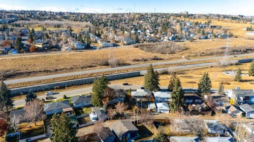 126 Winston Drive Sw, Calgary, AB - Outdoor With View
