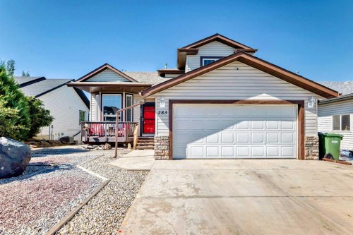 283 Highland Circle, Strathmore, AB - Outdoor With Facade