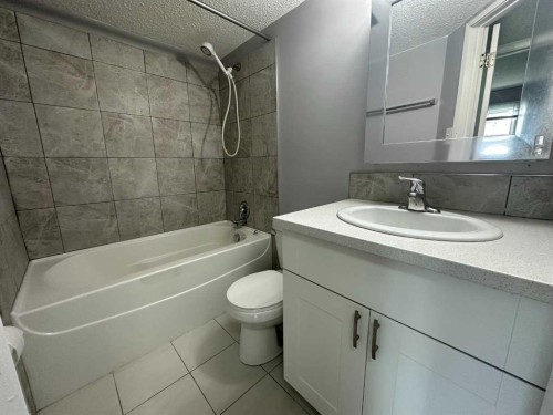 6323 59 Avenue, Red Deer, AB - Indoor Photo Showing Bathroom