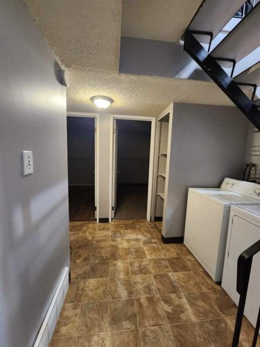 6323 59 Avenue, Red Deer, AB - Indoor Photo Showing Laundry Room