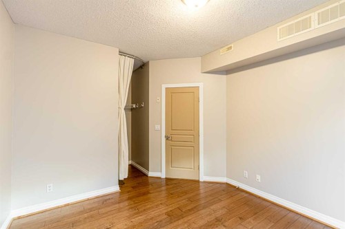 3-148 Rockyledge View Nw, Calgary, AB - Indoor Photo Showing Other Room