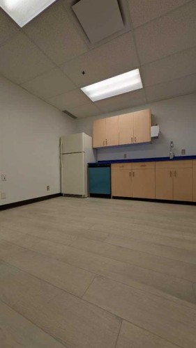 327 41 Avenue Ne, Calgary, AB 