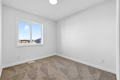 627-132 Red Embers Link Ne, Calgary, AB - Indoor Photo Showing Other Room