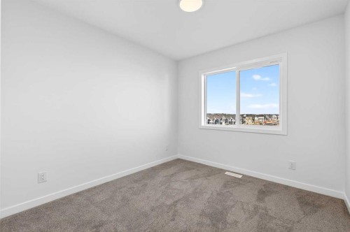 627-132 Red Embers Link Ne, Calgary, AB - Indoor Photo Showing Other Room