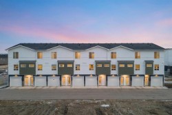 312 Red Sky Villas NE Calgary, AB T3N 2M2