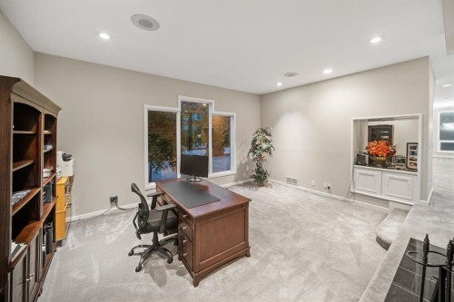 42 Woodhaven Crescent Sw, Calgary, AB - Indoor