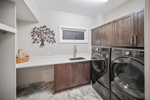42 Woodhaven Crescent Sw, Calgary, AB - Indoor Photo Showing Laundry Room