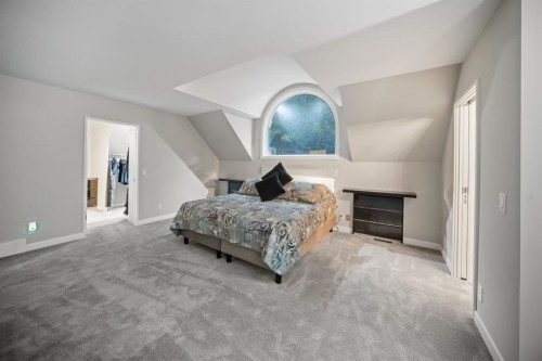 42 Woodhaven Crescent Sw, Calgary, AB - Indoor