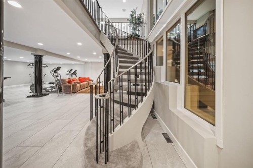 42 Woodhaven Crescent Sw, Calgary, AB - Indoor Photo Showing Other Room