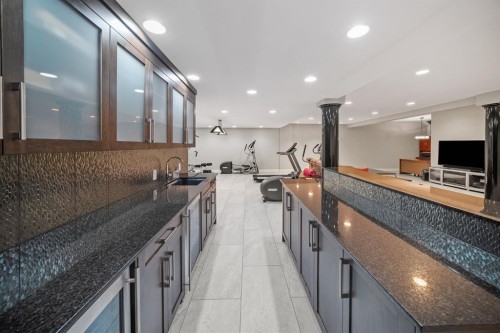 42 Woodhaven Crescent Sw, Calgary, AB - Indoor Photo Showing Kitchen With Upgraded Kitchen