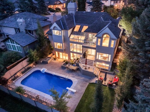 42 Woodhaven Crescent Sw, Calgary, AB - Outdoor With In Ground Pool