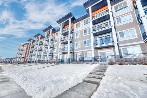 119-10 Walgrove Se, Calgary, AB - Outdoor With Facade
