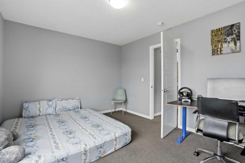 58 Howse Mount Ne, Calgary, AB - Indoor Photo Showing Bedroom