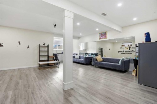 58 Howse Mount Ne, Calgary, AB - Indoor