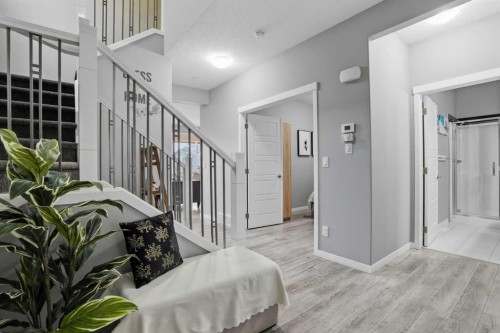 58 Howse Mount Ne, Calgary, AB - Indoor Photo Showing Other Room