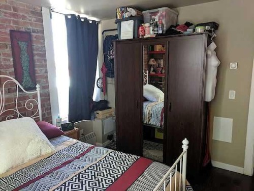 1324 1 Street Sw, Calgary, AB - Indoor Photo Showing Bedroom