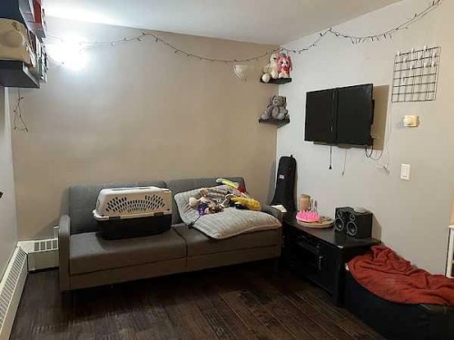 1324 1 Street Sw, Calgary, AB - Indoor