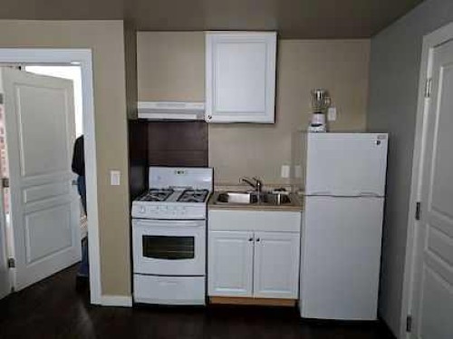 1324 1 Street Sw, Calgary, AB - Indoor Photo Showing Kitchen