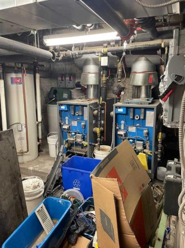 1324 1 Street Sw, Calgary, AB - Indoor Photo Showing Basement