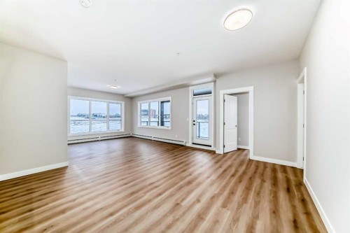 8206-1802 Mahogany Boulevard Se, Calgary, AB - Indoor Photo Showing Other Room