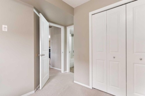 203-5 Saddlestone Way Ne, Calgary, AB - Indoor Photo Showing Other Room