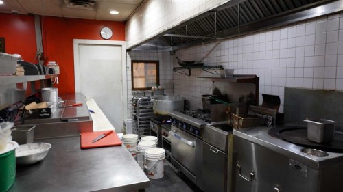 2128 Crowchild Trail Nw, Calgary, AB 