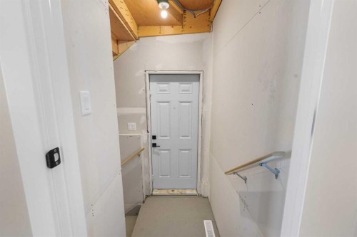 45 Ambleton Boulevard Nw, Calgary, AB - Indoor