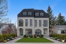 239 22 Avenue Ne, Calgary, AB  - Outdoor With Facade 