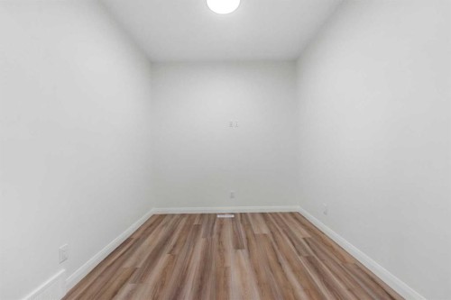 72 Dawson Wharf Mount, Chestermere, AB - Indoor Photo Showing Other Room