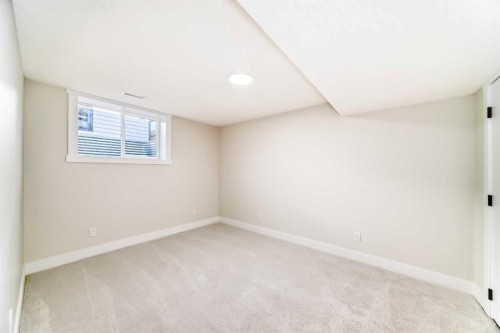 116 Rundlecairn Rise Ne, Calgary, AB - Indoor Photo Showing Other Room