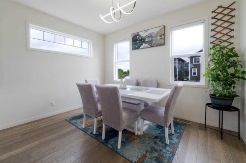 117 Midtown Close Sw, Airdrie, AB - Indoor Photo Showing Dining Room