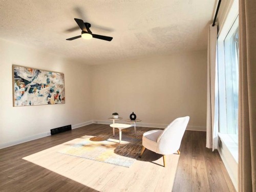 406 8 Avenue Se, High River, AB - Indoor Photo Showing Other Room