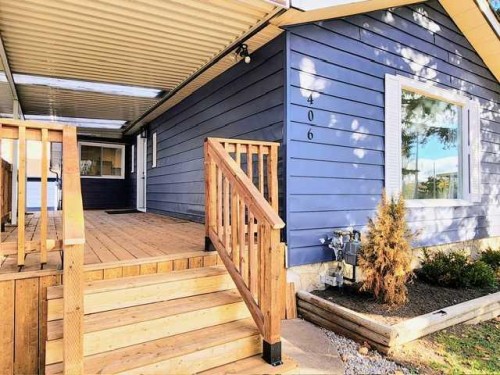 406 8 Avenue Se, High River, AB - Outdoor With Exterior