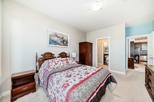 216-1005B Westmount Drive, Strathmore, AB - Indoor Photo Showing Bedroom