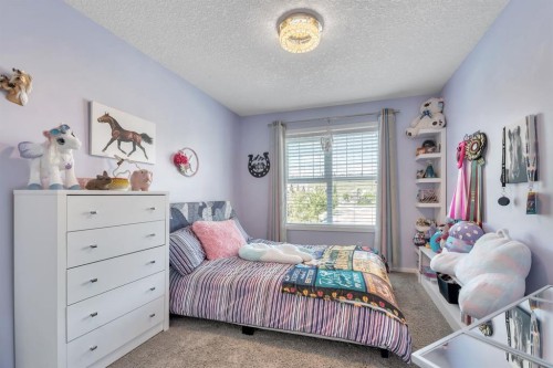 54 Chaparral Valley Square Se, Calgary, AB - Indoor Photo Showing Bedroom