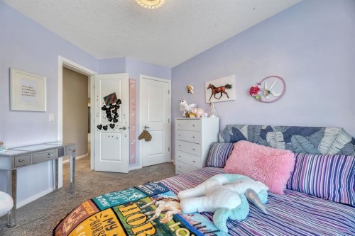 54 Chaparral Valley Square Se, Calgary, AB - Indoor Photo Showing Bedroom