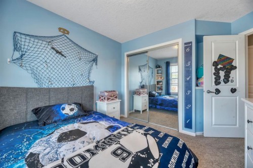 54 Chaparral Valley Square Se, Calgary, AB - Indoor Photo Showing Bedroom