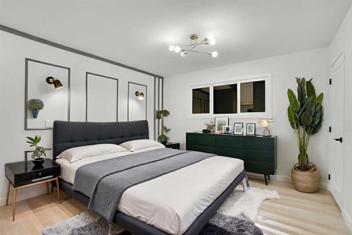 52 Franklin Drive Se, Calgary, AB - Indoor Photo Showing Bedroom