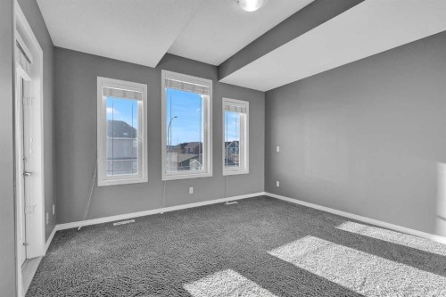 166 Marquis Heights Se, Calgary, AB - Indoor Photo Showing Other Room