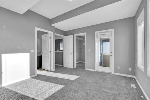 166 Marquis Heights Se, Calgary, AB - Indoor Photo Showing Other Room